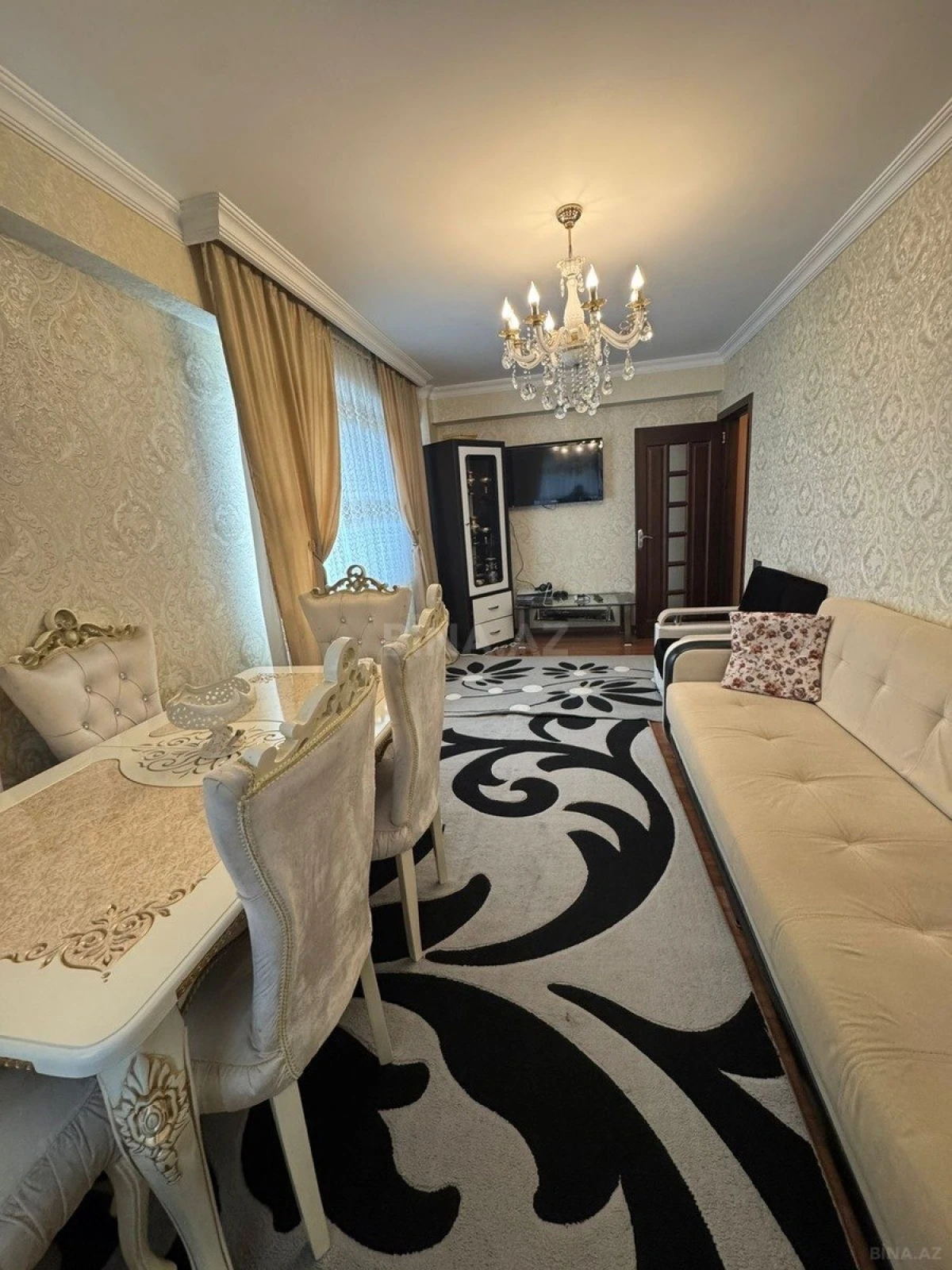 Satılır 2 otaqlı mənzil 71 m²