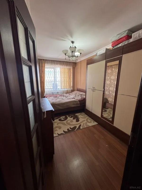 Satılır 2 otaqlı mənzil 71 m²