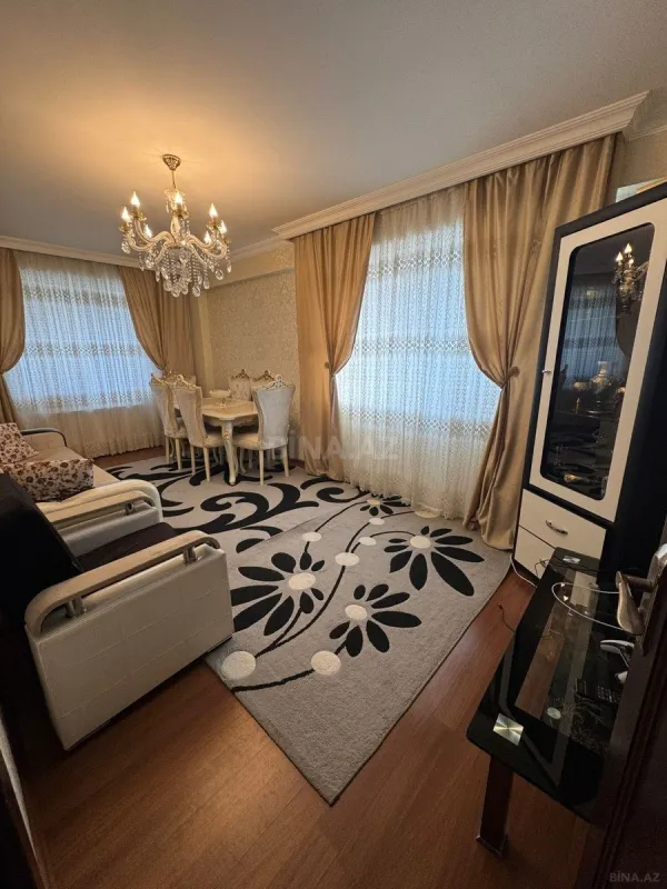 Satılır 2 otaqlı mənzil 71 m²