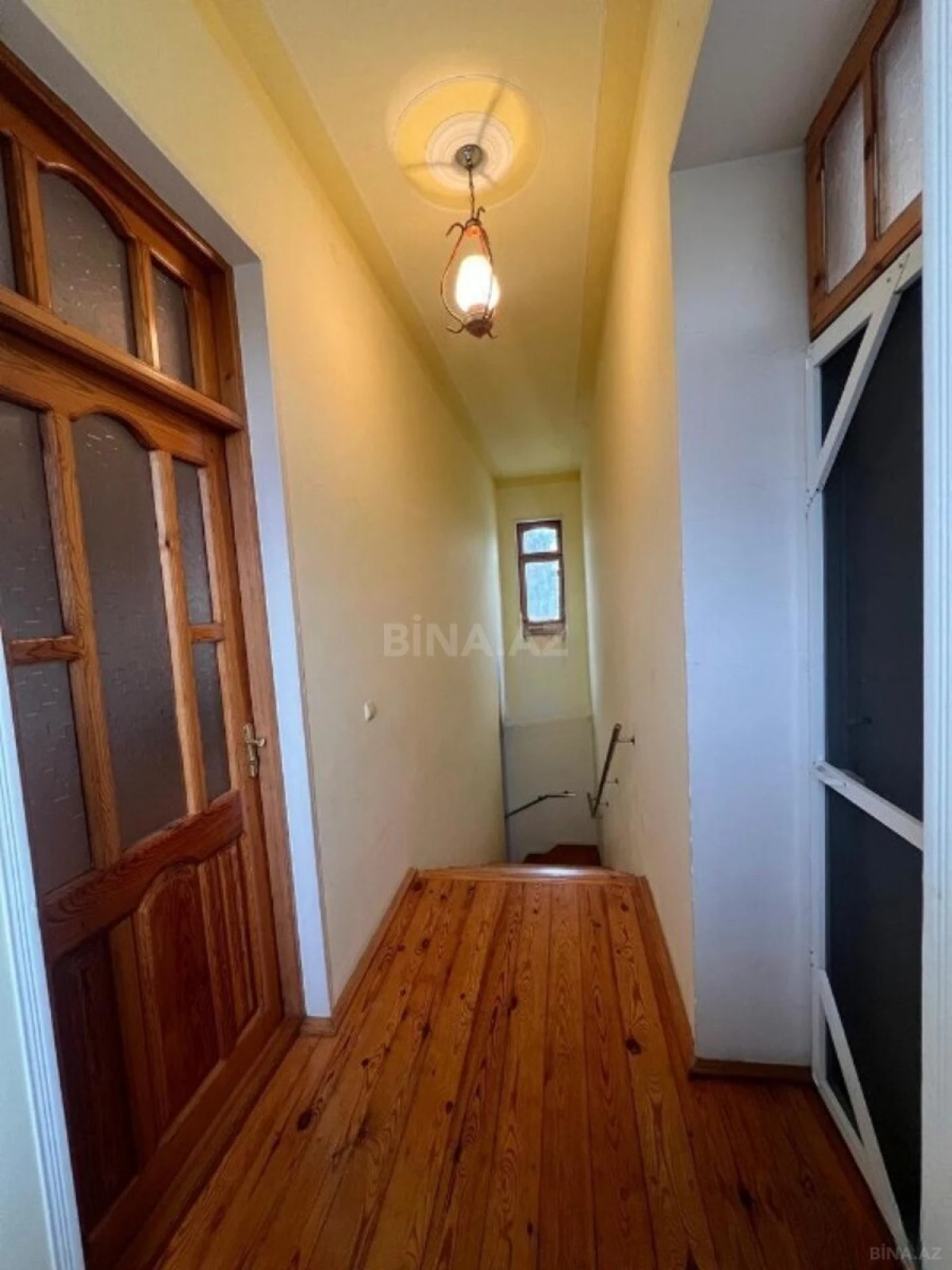 Satılır 4 otaqlı həyət evi 200 m²