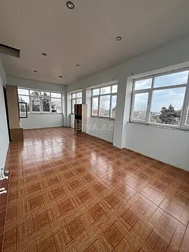 Satılır 4 otaqlı həyət evi 200 m²