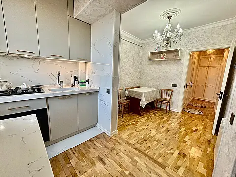 Satılır 3 otaqlı mənzil 70 m²