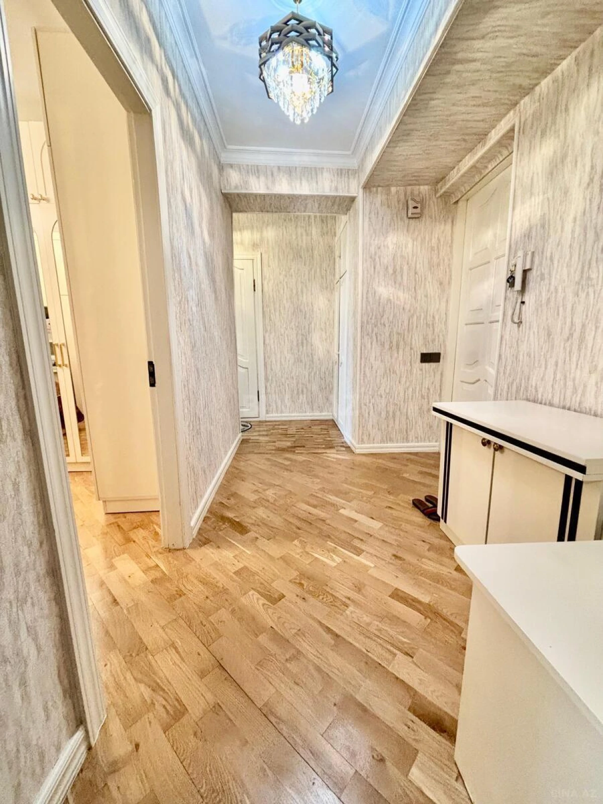 Satılır 3 otaqlı mənzil 70 m²