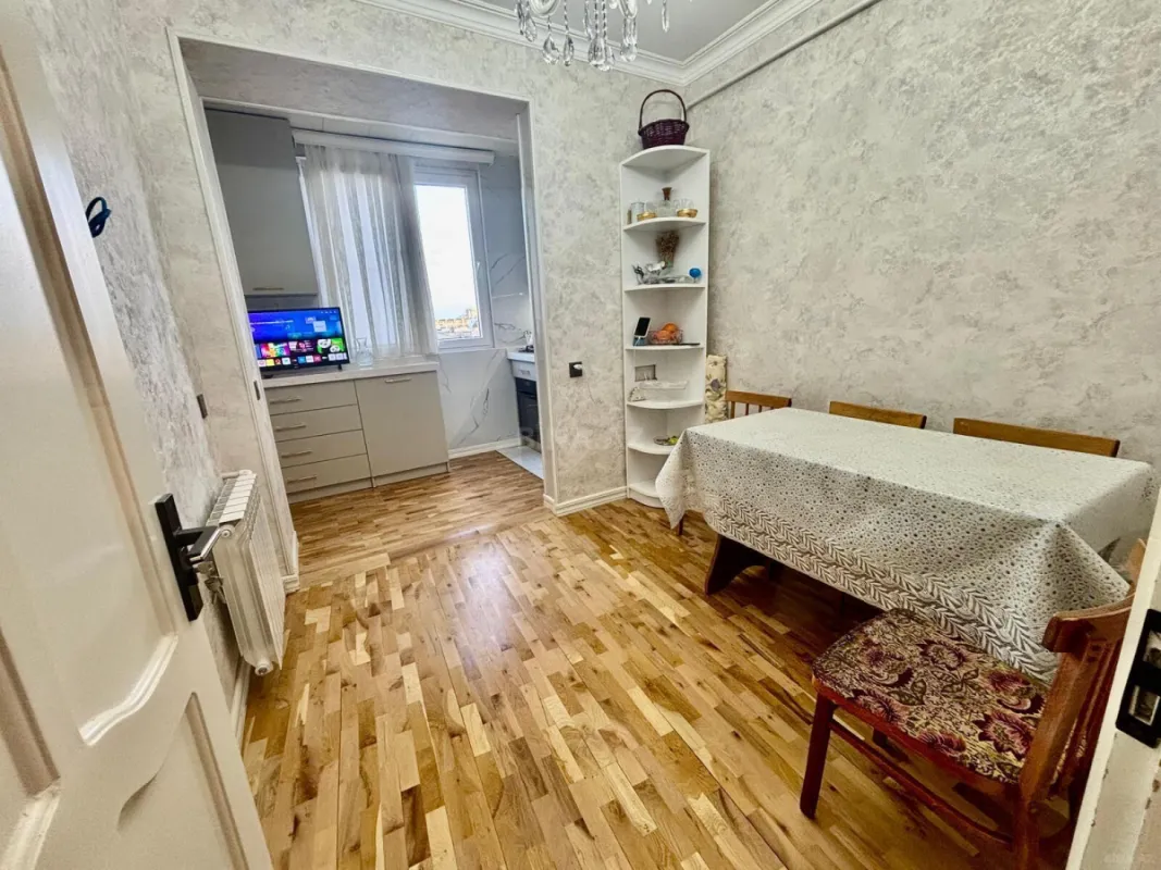 Satılır 3 otaqlı mənzil 70 m²