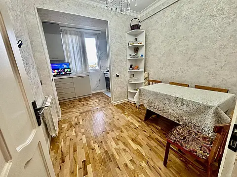 Satılır 3 otaqlı mənzil 70 m²