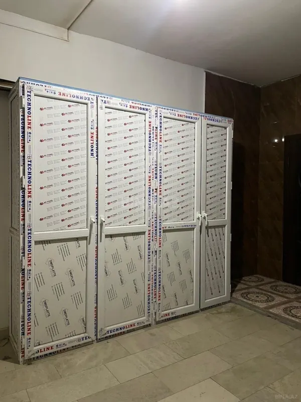 Satılır 3 otaqlı mənzil 165 m²