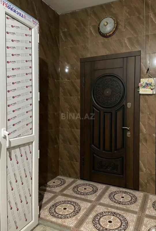 Satılır 3 otaqlı mənzil 165 m²