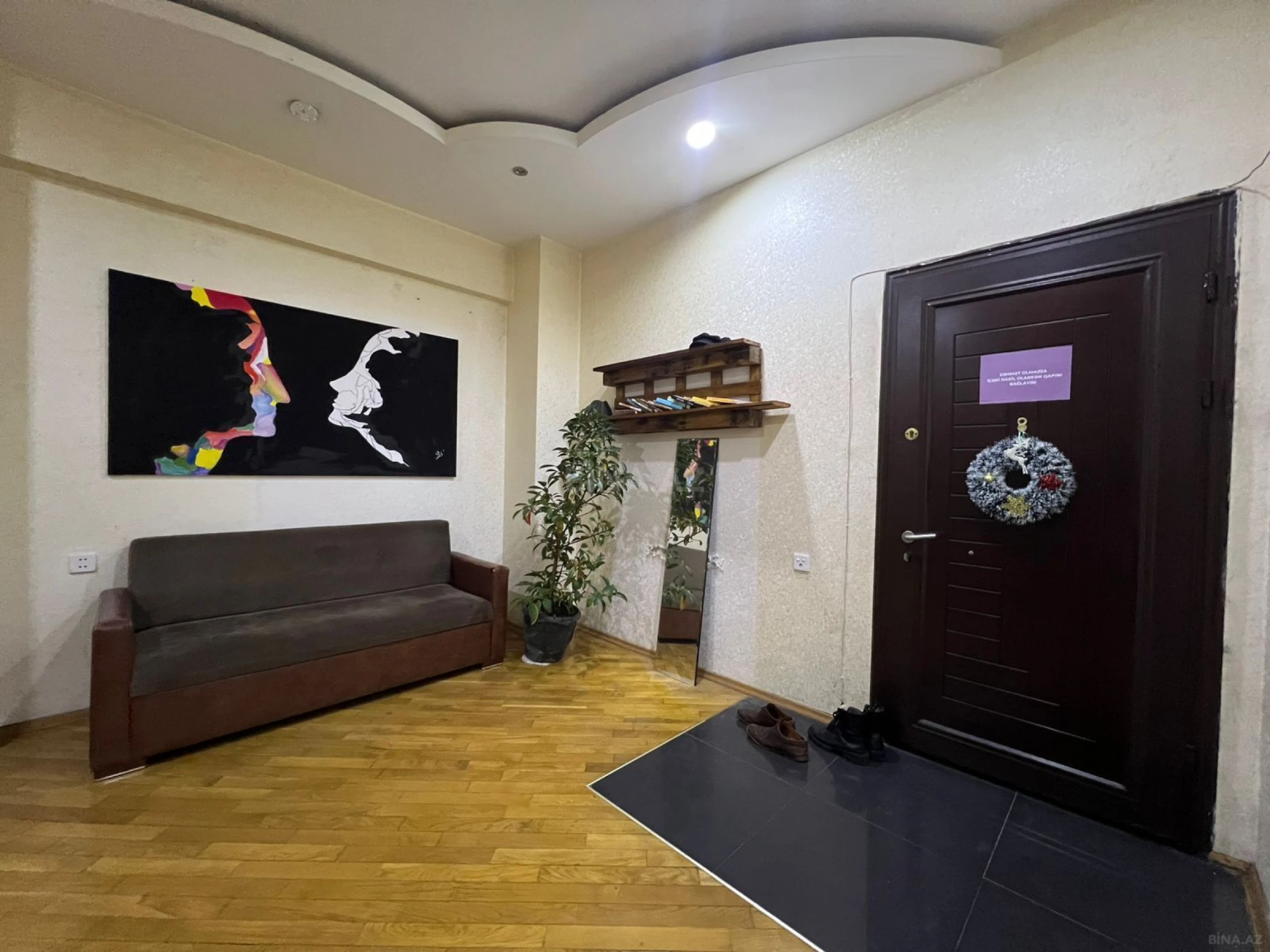 Kirayə verilir 3 otaqlı mənzil 150 m²