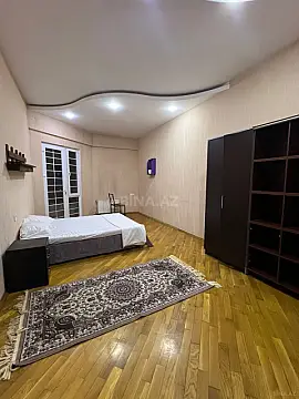 Kirayə verilir 3 otaqlı mənzil 150 m²