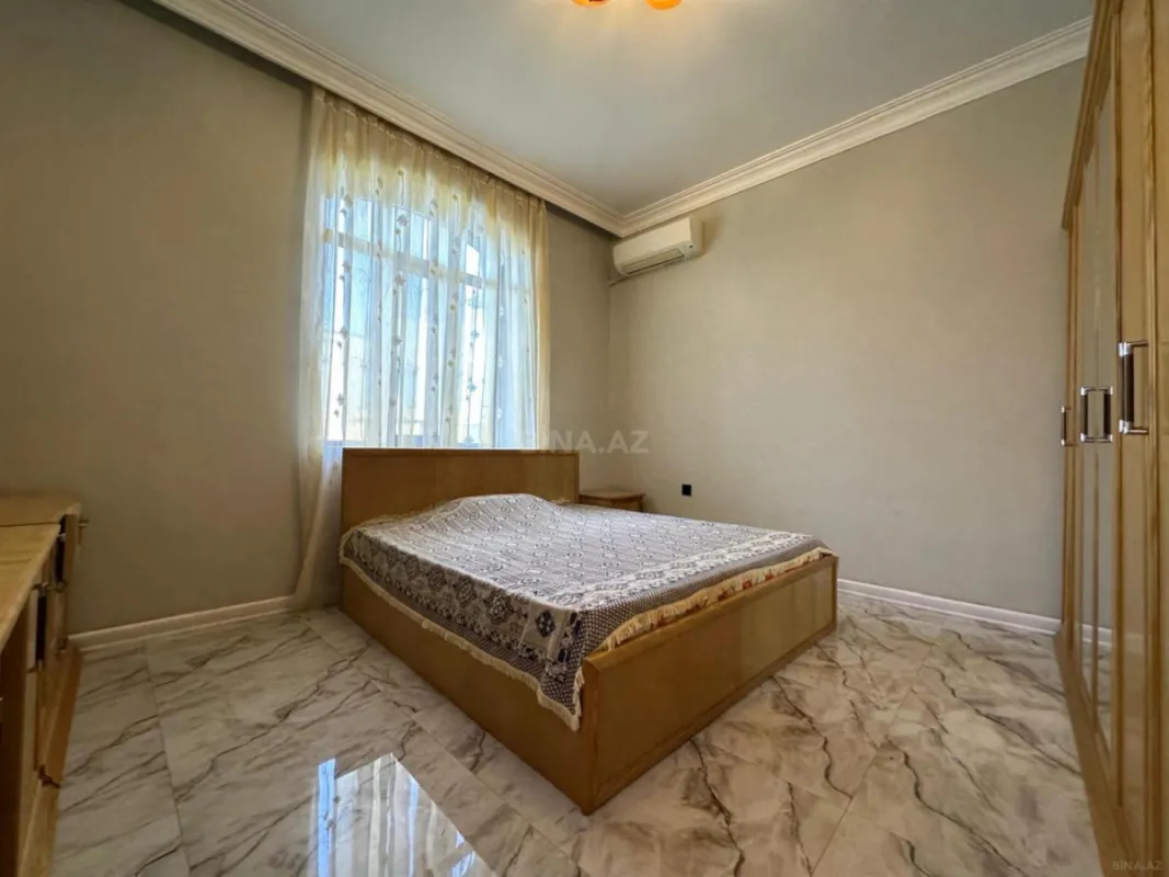 Kirayə verilir 6 otaqlı həyət evi 400 m²