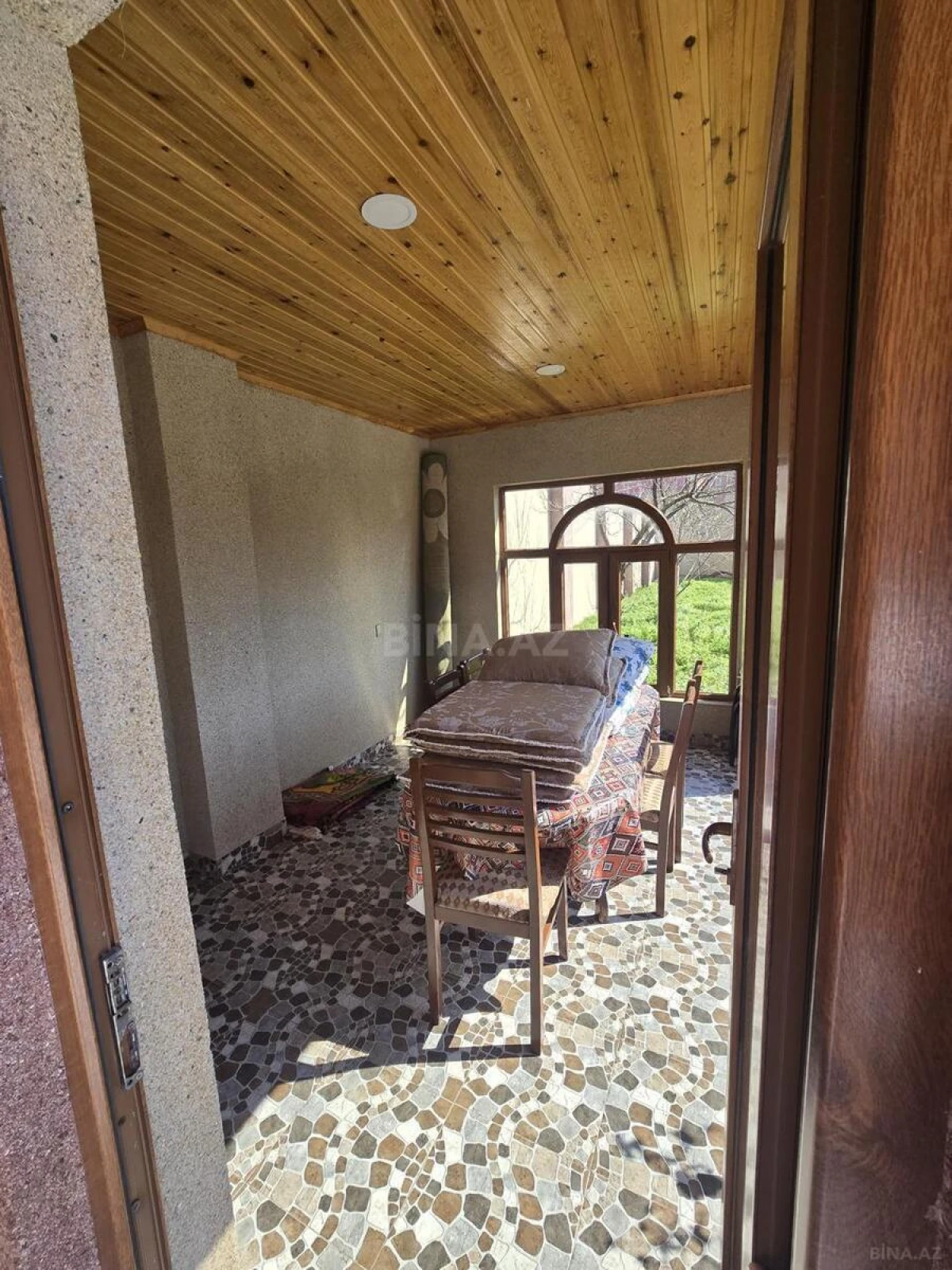 Satılır 6 otaqlı həyət evi 360 m²