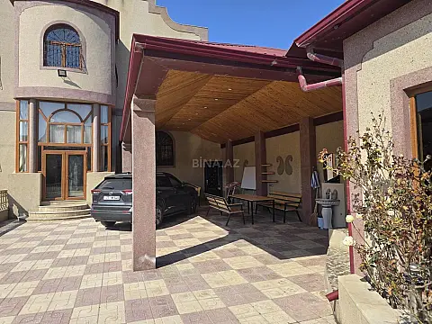 Satılır 6 otaqlı həyət evi 360 m²