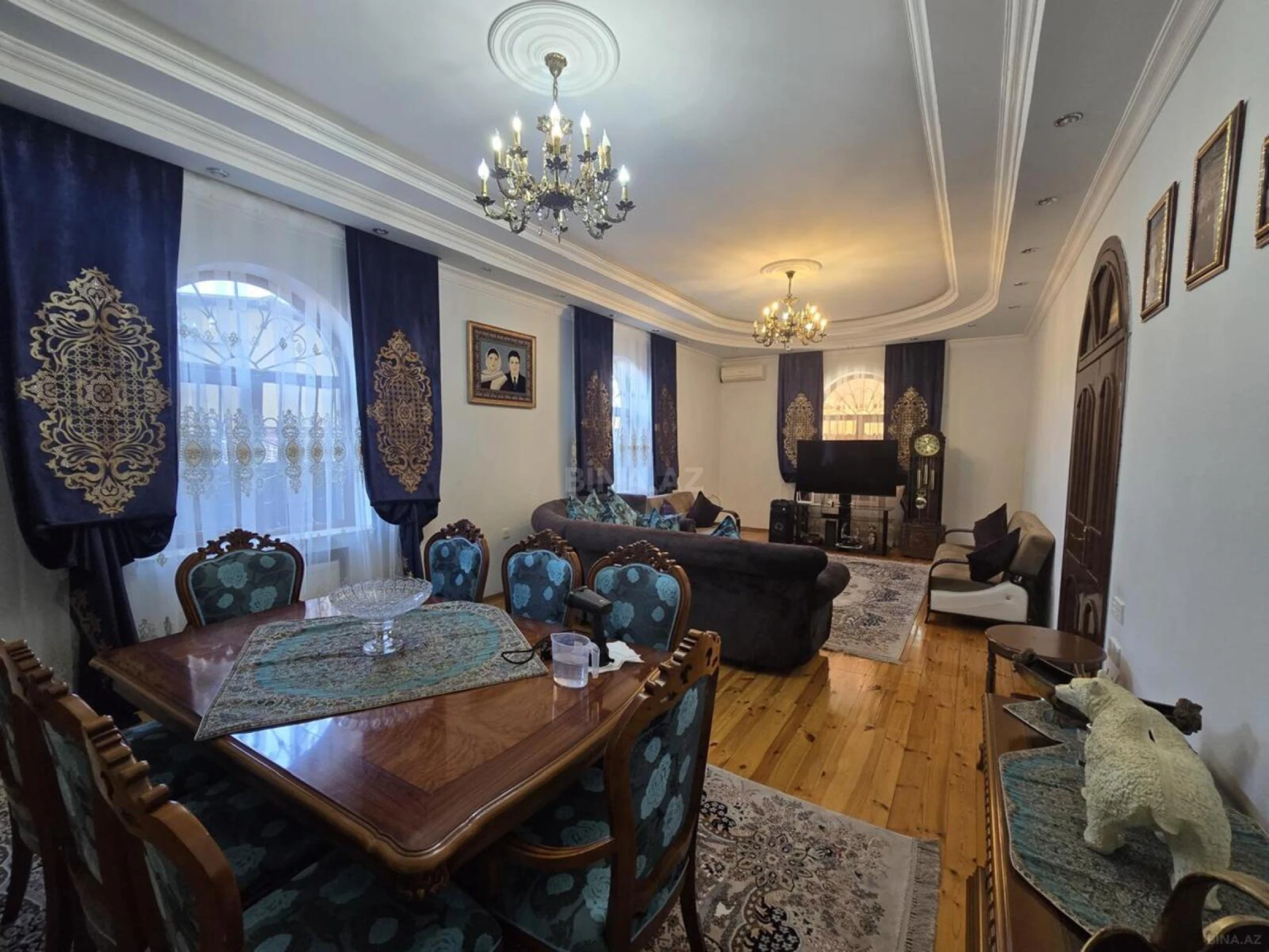 Satılır 6 otaqlı həyət evi 360 m²