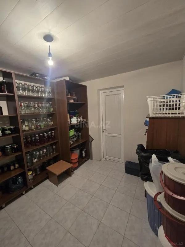 Satılır 6 otaqlı həyət evi 360 m²