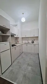 Satılır 2 otaqlı mənzil 59 m²