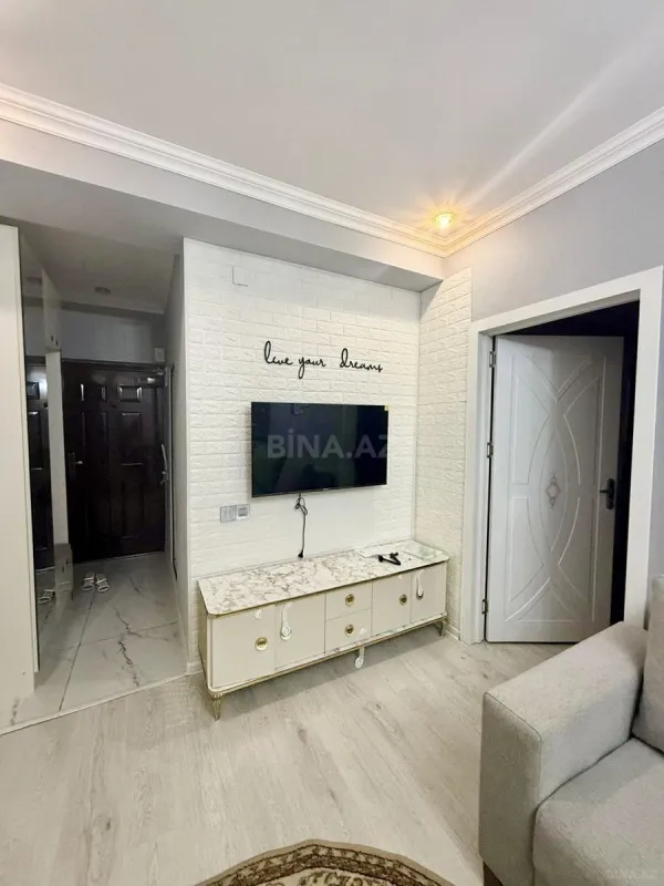 Kirayə verilir 2 otaqlı mənzil 45 m²