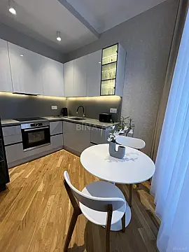 Kirayə verilir 2 otaqlı mənzil 75 m²