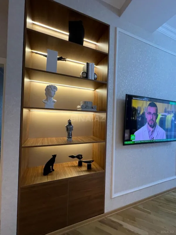 Kirayə verilir 2 otaqlı mənzil 75 m²