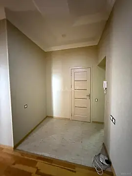 Satılır 3 otaqlı mənzil 124 m²