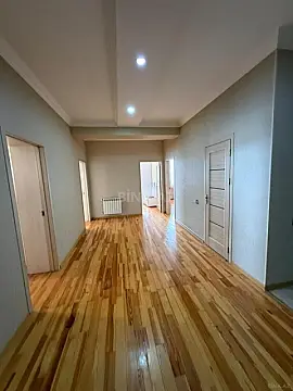 Satılır 3 otaqlı mənzil 124 m²