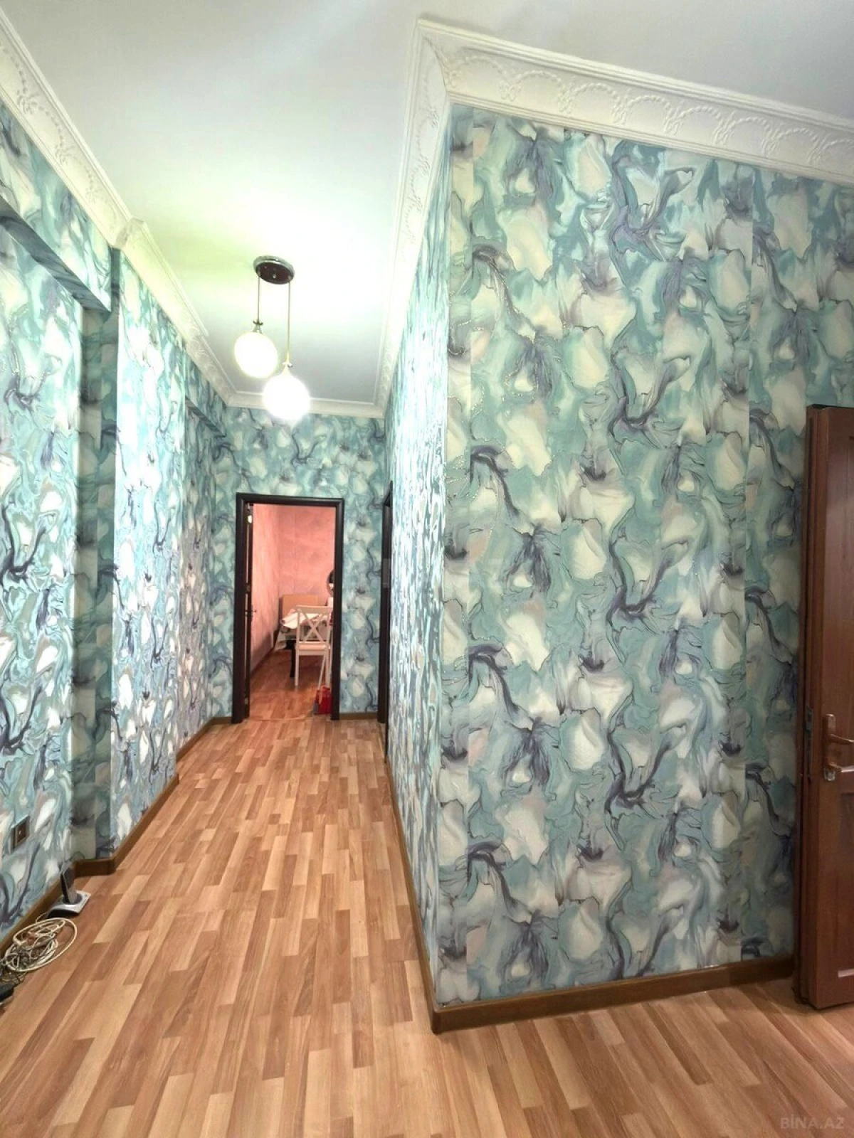 Kirayə verilir 2 otaqlı mənzil 60 m²