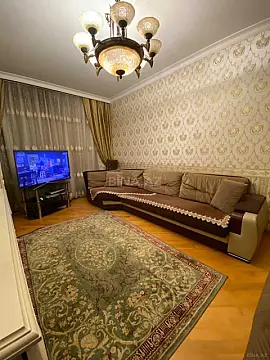 Kirayə verilir 2 otaqlı mənzil 70 m²