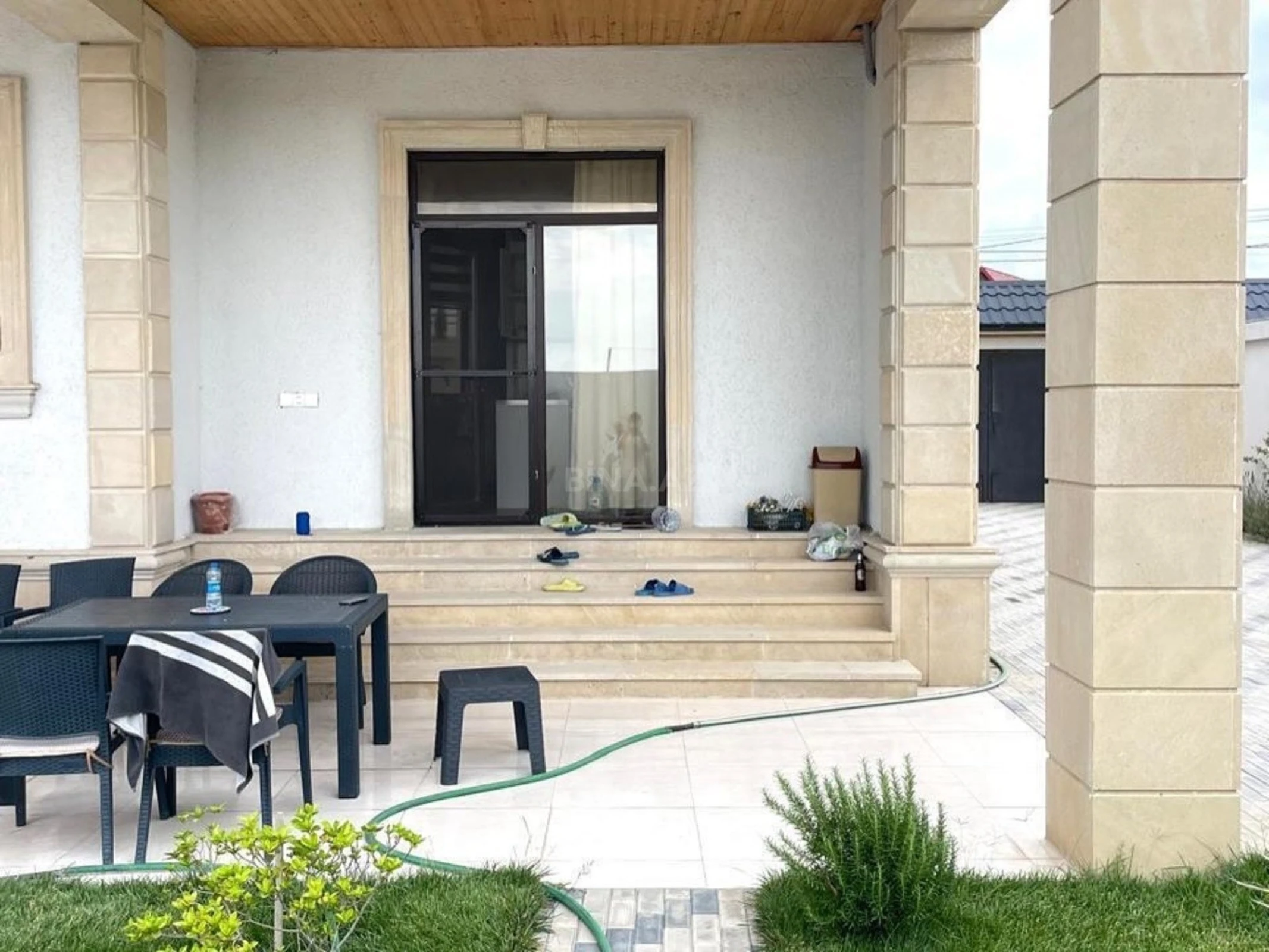Kirayə verilir 5 otaqlı həyət evi 360 m²