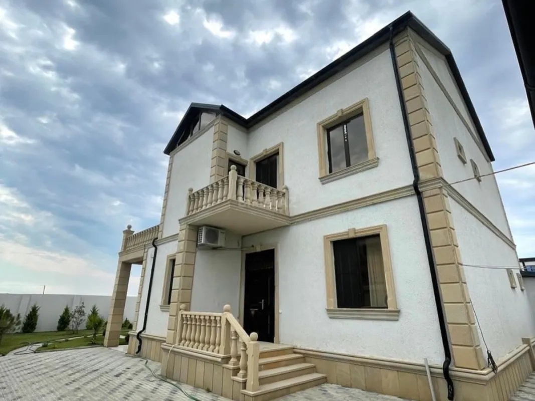 Kirayə verilir 5 otaqlı həyət evi 360 m²