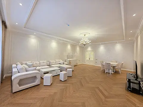 Kirayə verilir 3 otaqlı mənzil 170 m²