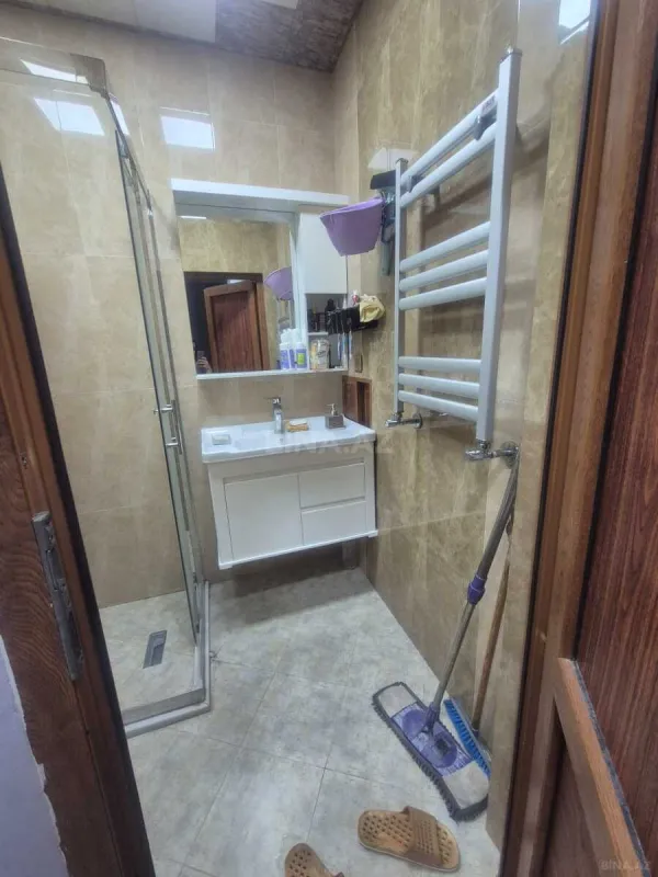 Satılır 2 otaqlı mənzil 68 m²
