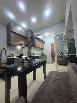 Satılır 2 otaqlı mənzil 68 m²