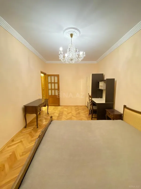 Kirayə verilir 3 otaqlı mənzil 80 m²