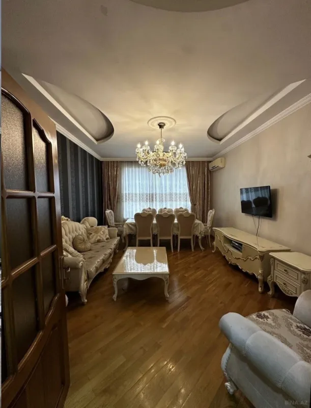 Satılır 2 otaqlı mənzil 90 m²
