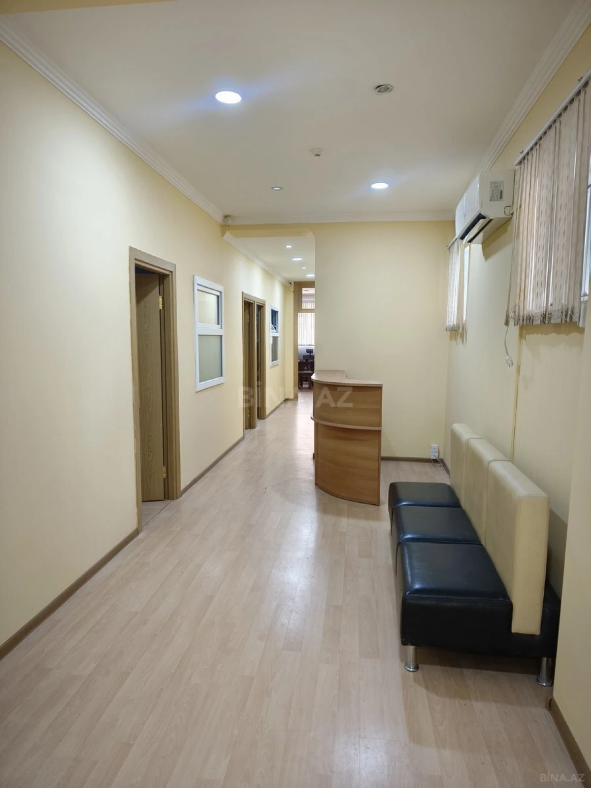 Kirayə verilir 4 otaqlı ofis 150 m²