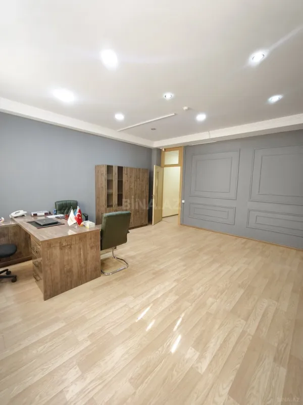 Kirayə verilir 4 otaqlı ofis 150 m²