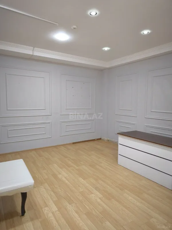 Kirayə verilir 4 otaqlı ofis 150 m²