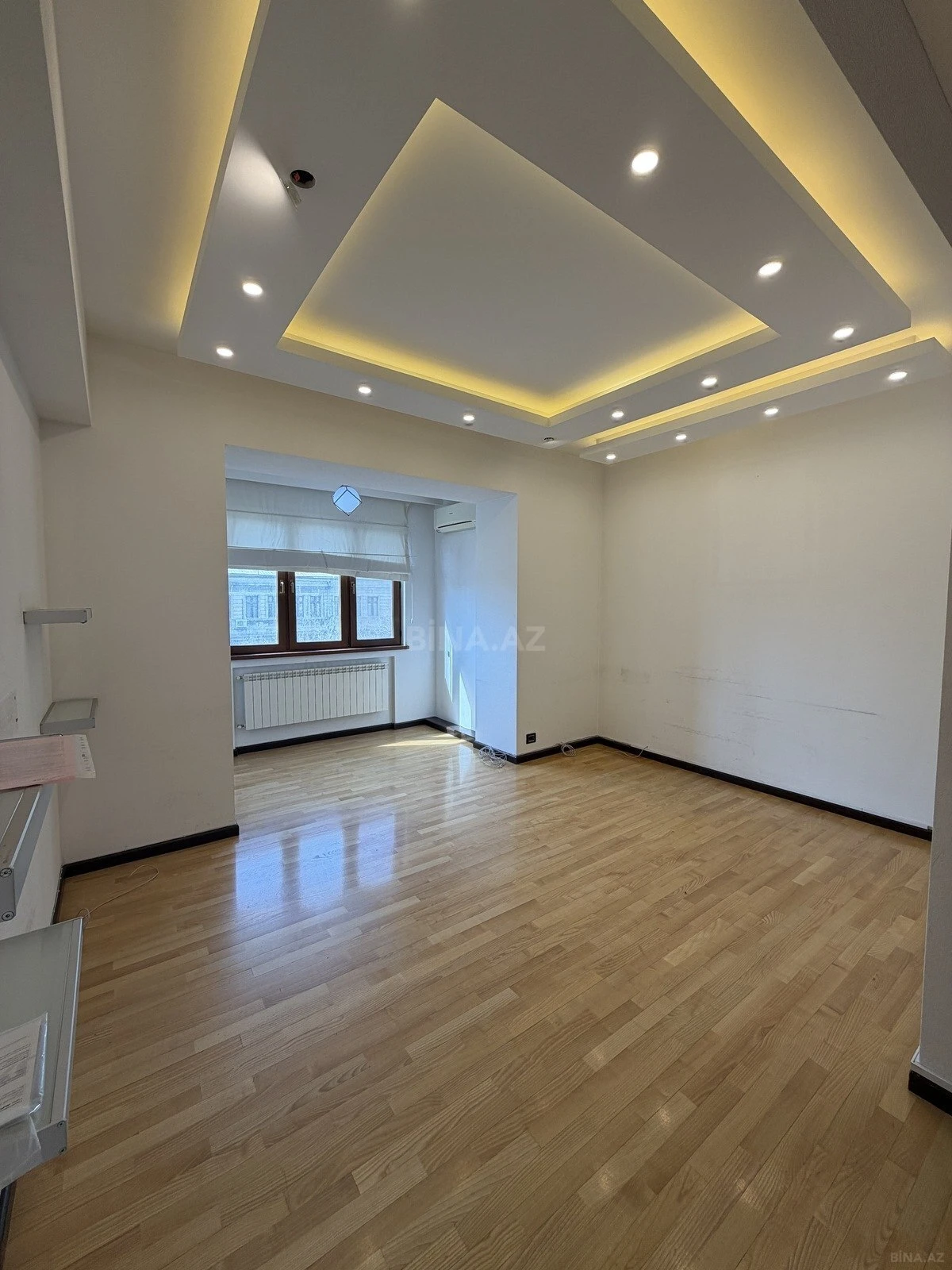 Kirayə verilir 3 otaqlı ofis 100 m²