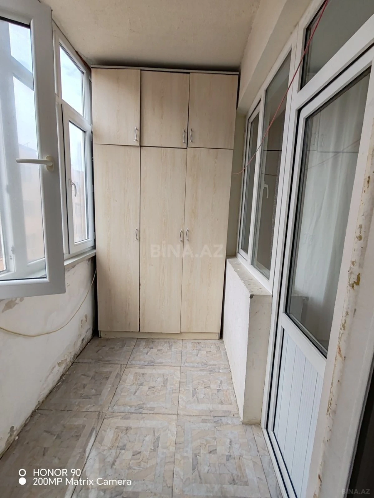 Kirayə verilir 2 otaqlı mənzil 70 m²