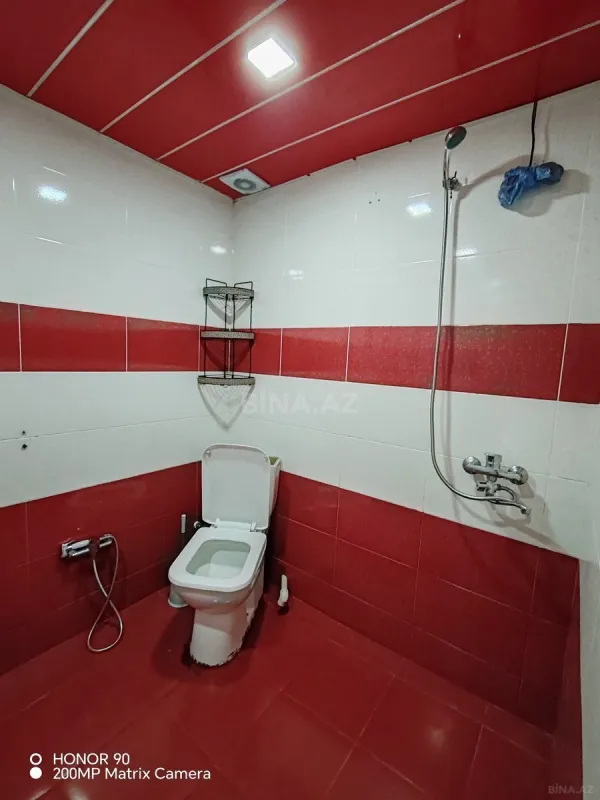 Kirayə verilir 2 otaqlı mənzil 70 m²