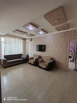 Kirayə verilir 2 otaqlı mənzil 70 m²