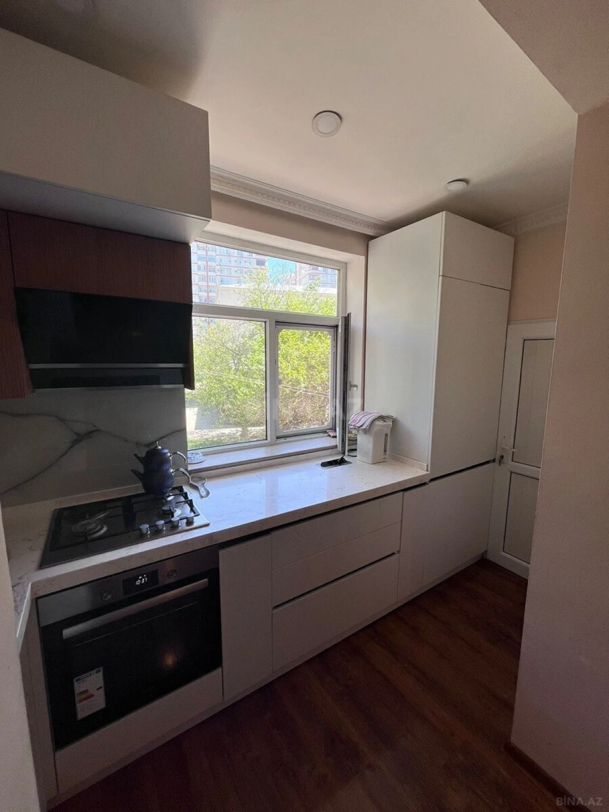 Satılır 3 otaqlı mənzil 90 m²