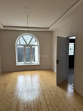 Satılır 4 otaqlı həyət evi 158 m²