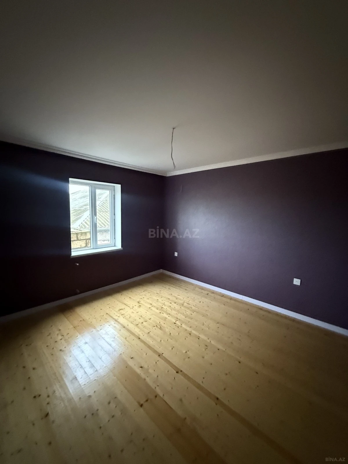 Satılır 4 otaqlı həyət evi 158 m²