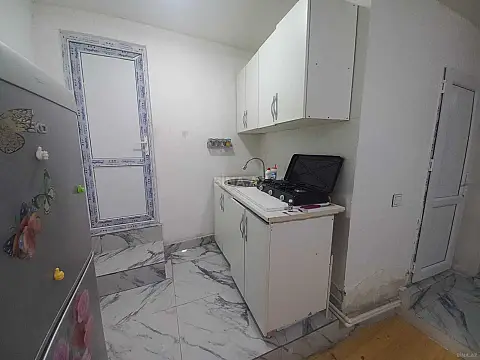 Kirayə verilir 2 otaqlı həyət evi 40 m²