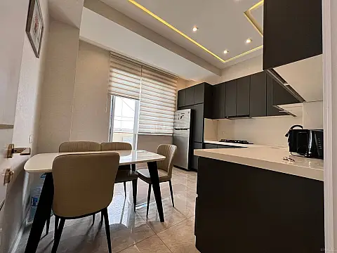 Kirayə verilir 2 otaqlı mənzil 75 m²