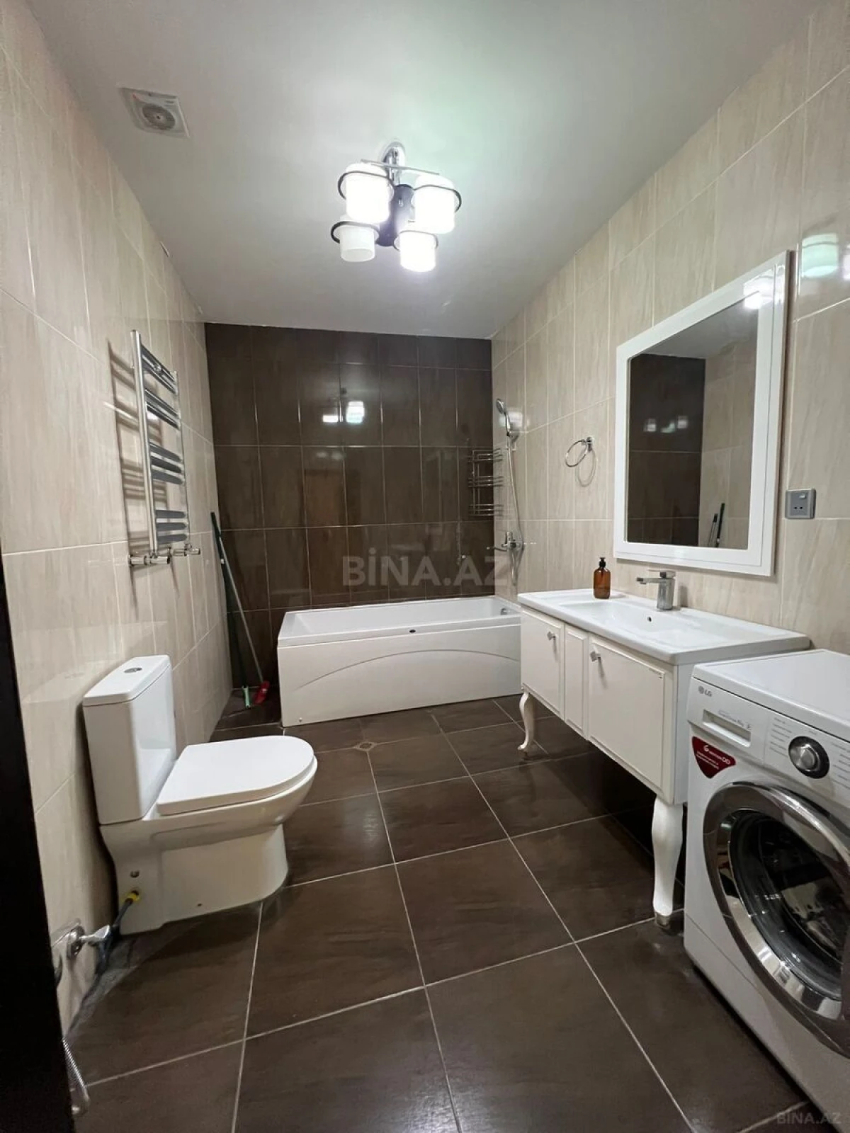Kirayə verilir 2 otaqlı mənzil 92 m²