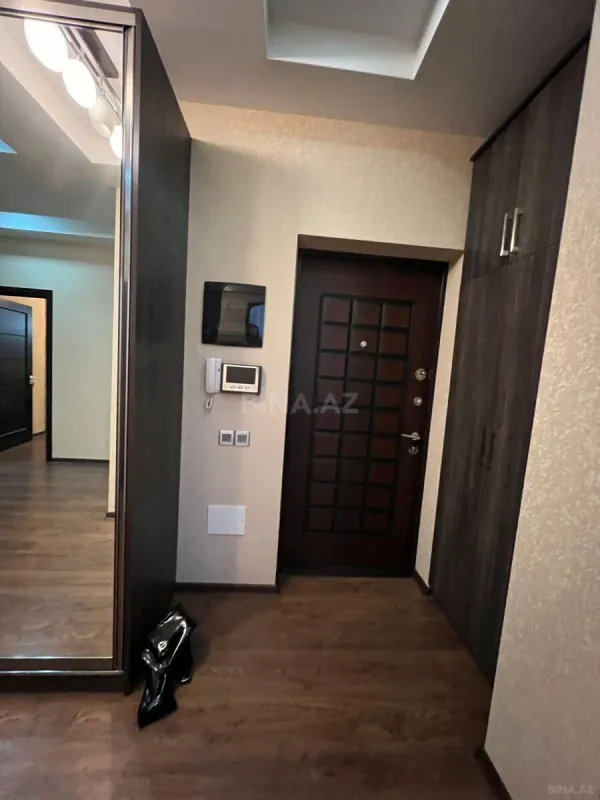Kirayə verilir 2 otaqlı mənzil 92 m²