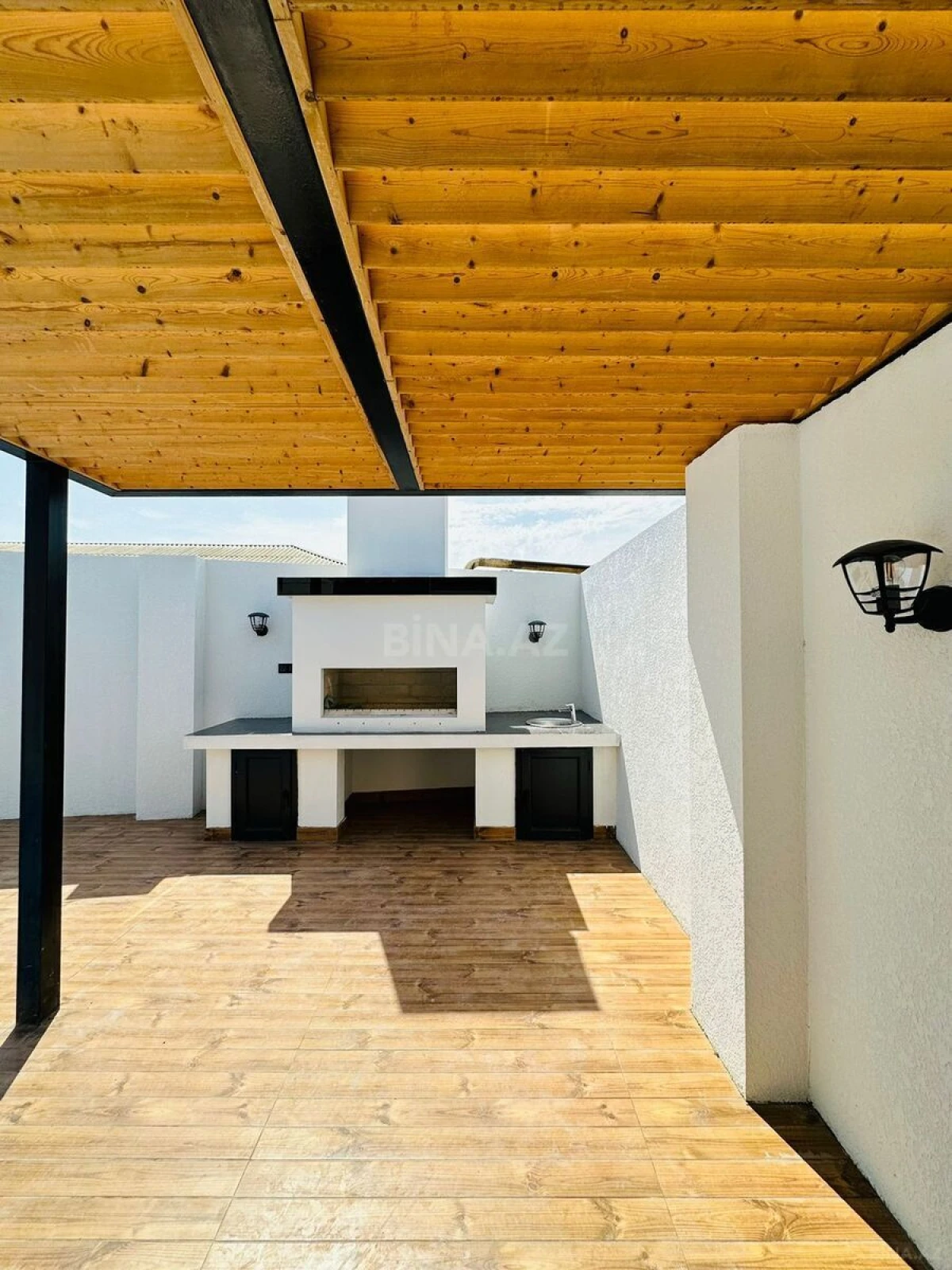 Kirayə verilir 4 otaqlı həyət evi 260 m²