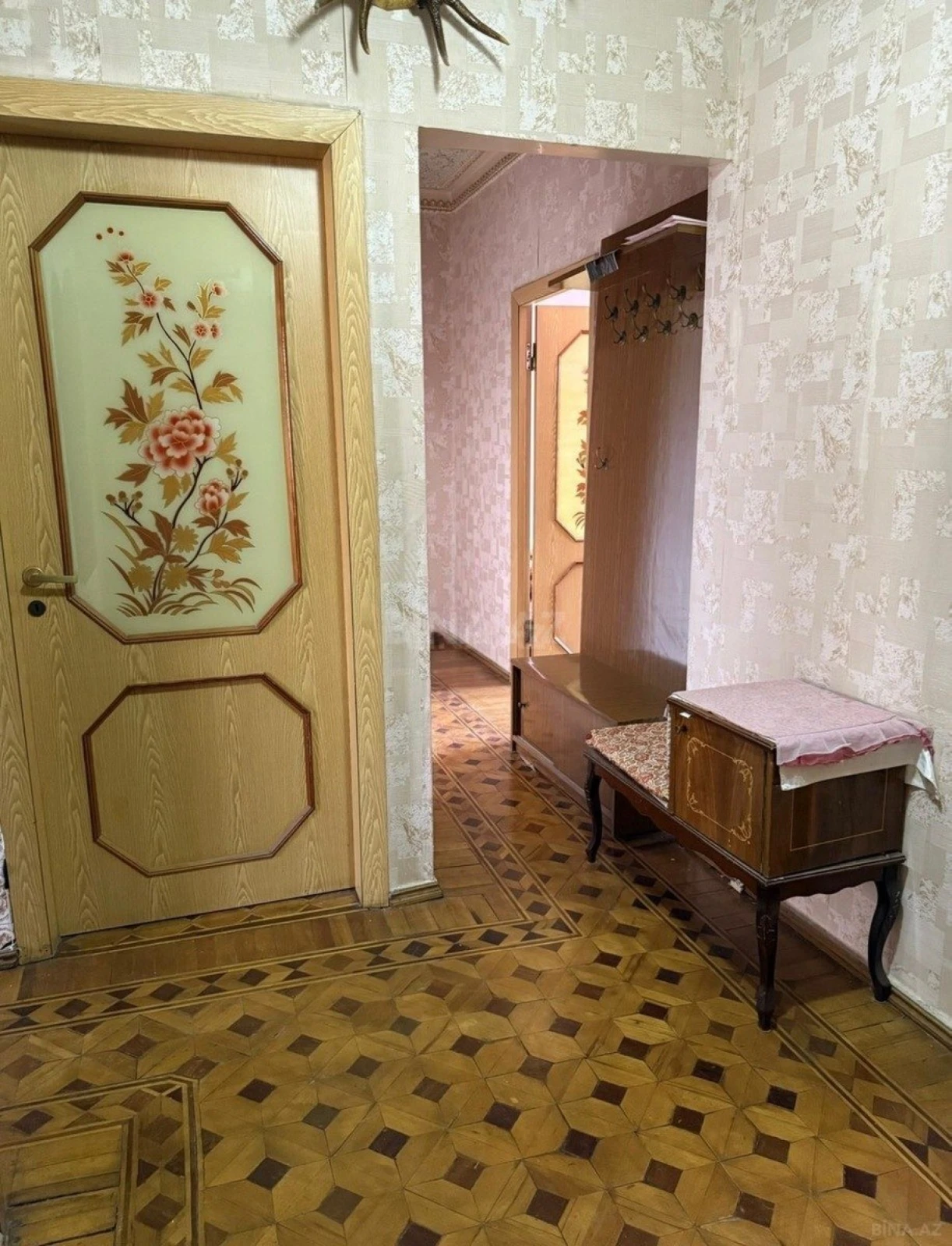 Satılır 5 otaqlı mənzil 125 m²