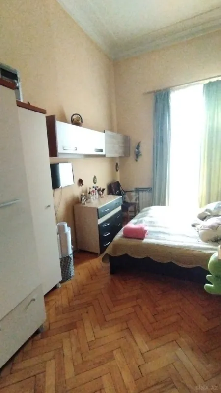 Satılır 3 otaqlı mənzil 75 m²